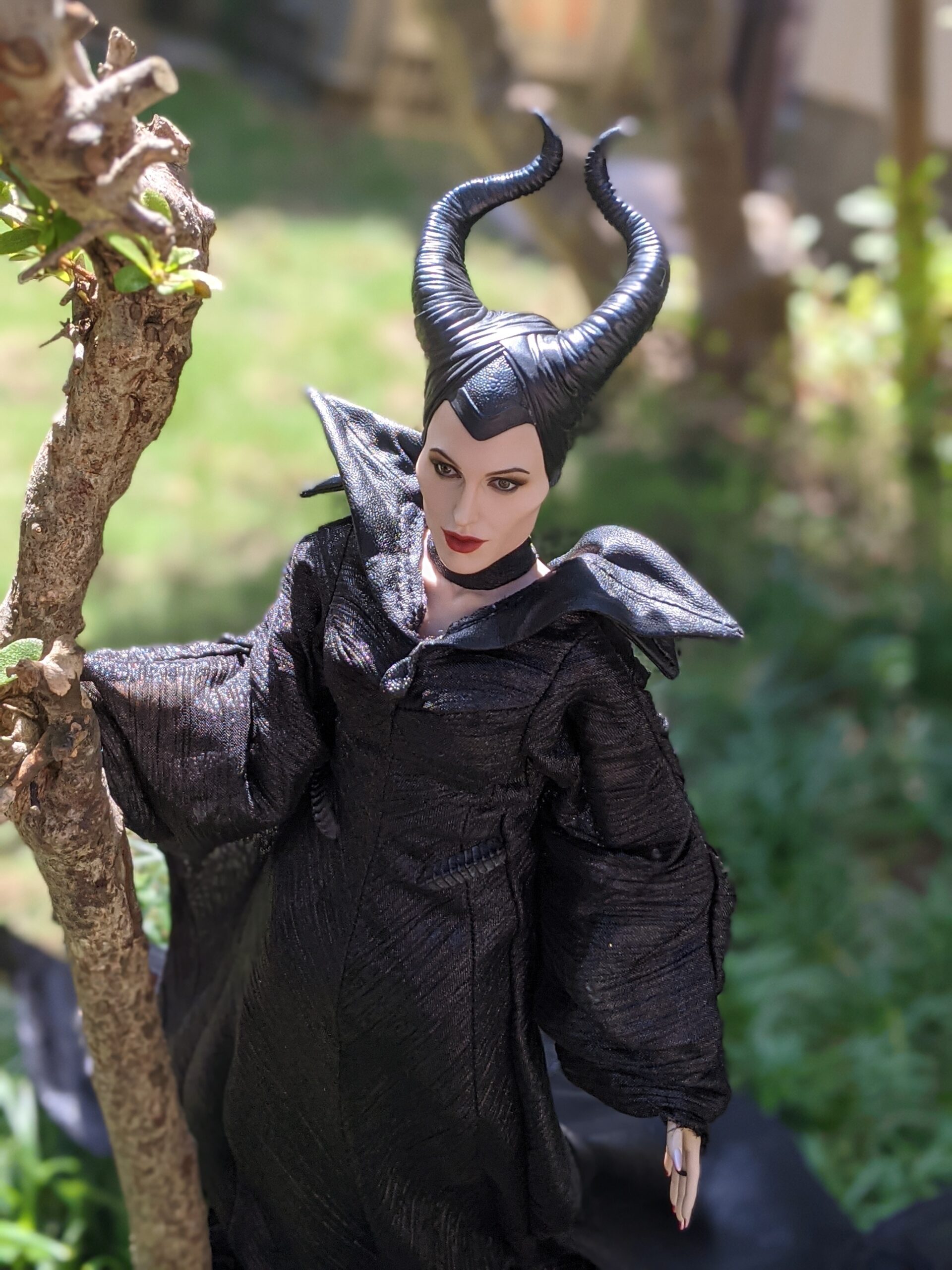 〈美品〉【ホットトイズ】 マレフィセント　Maleficent ディズニー HOT TOYS 1/6 MALEFICENT フィギュア Disney Maleficent Sixth Scale